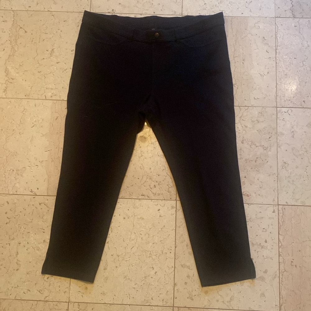 Cropped pull on pant